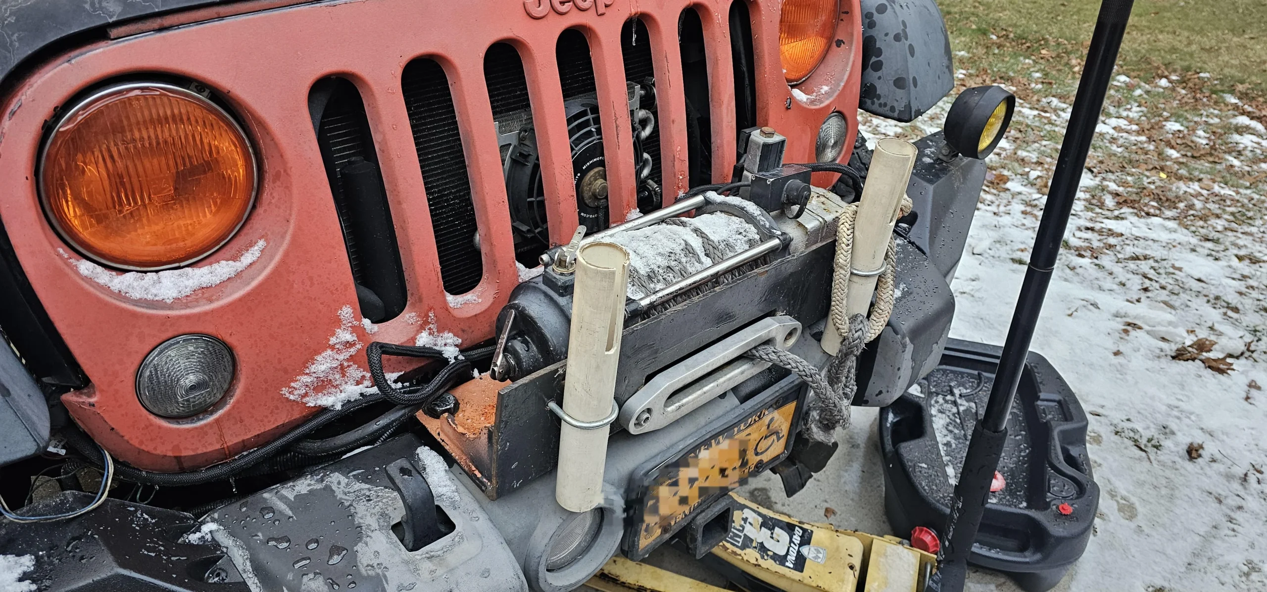 Receiver Hitch Plate vs Bumper Mount: Which Is Right for Your Use?